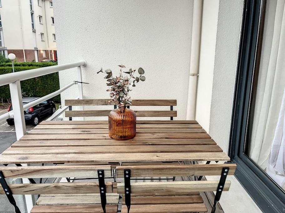 Le Julia - Neuf - Gare Et Garage Apartment Compiegne Luaran gambar